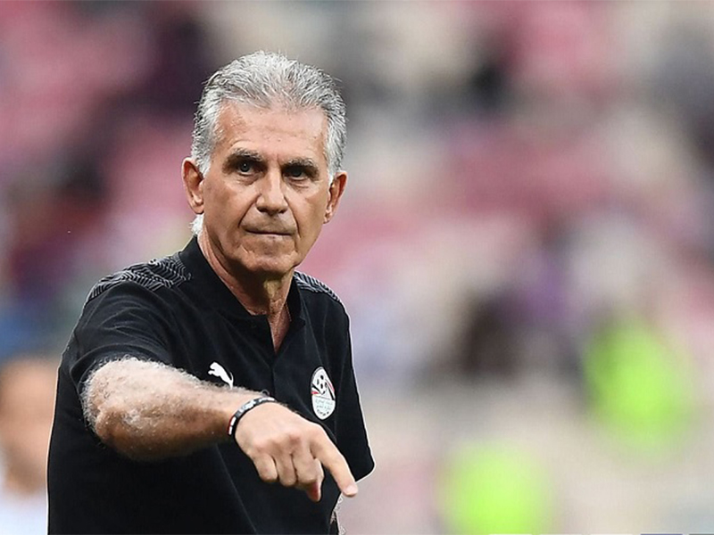 رامز جلال عرض نصف مليون دولار على كارلوس كيروش